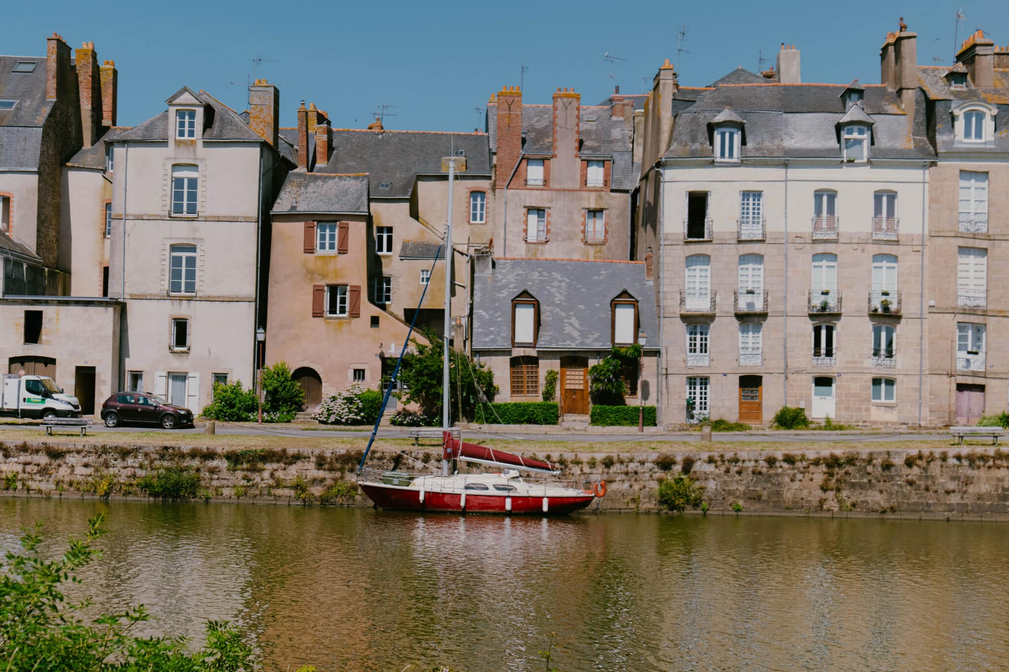 Quai Duguay Trouin - Madoline Bauthamy