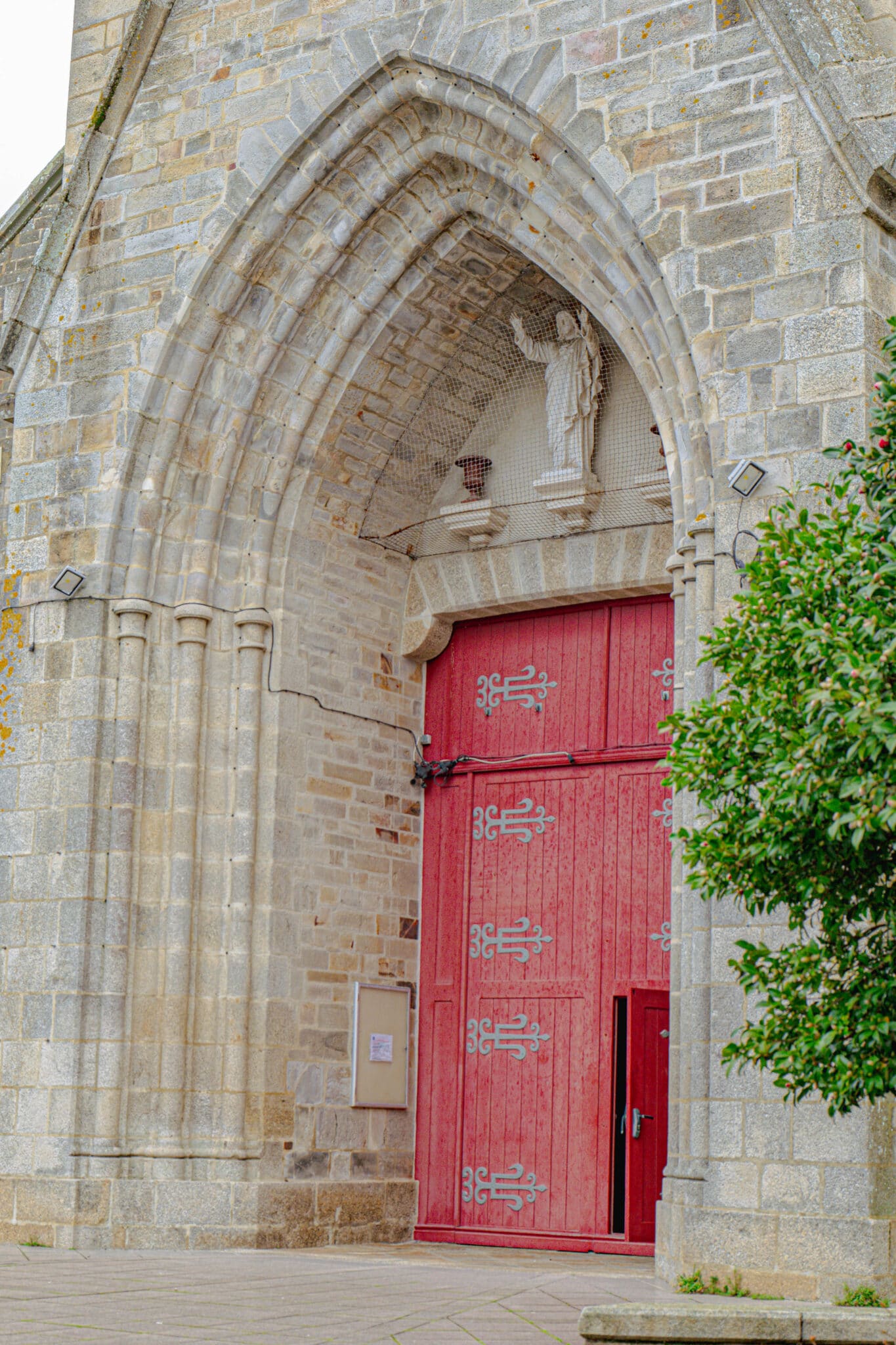 L'église de Pipriac © Madoline Bauthamy